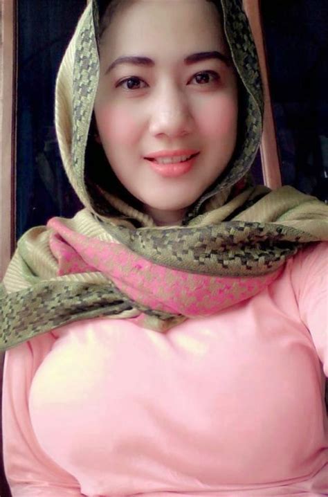 Susu Putih Tante Montok .